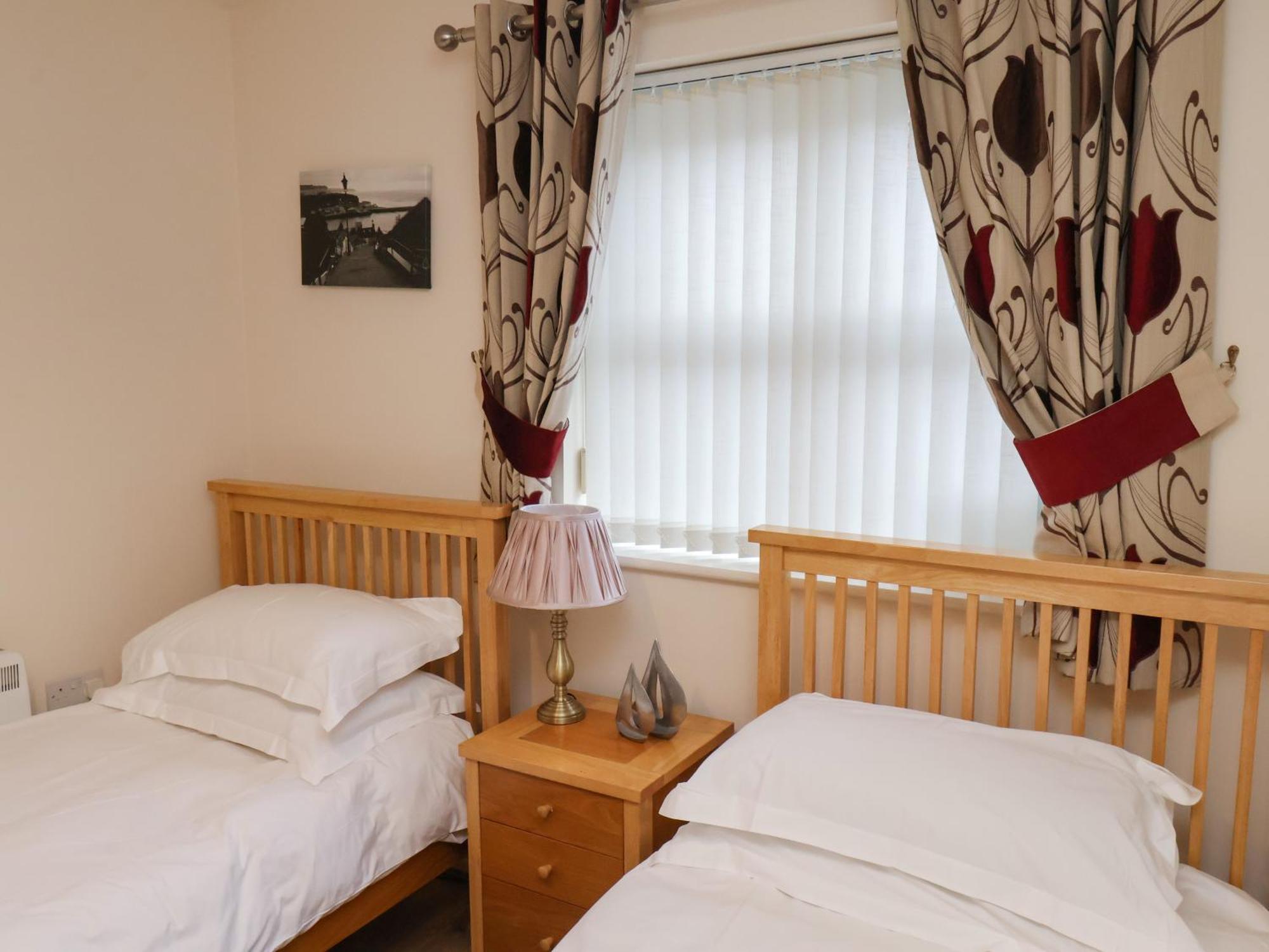 Ferienwohnung Cadliam Whitby Exterior foto